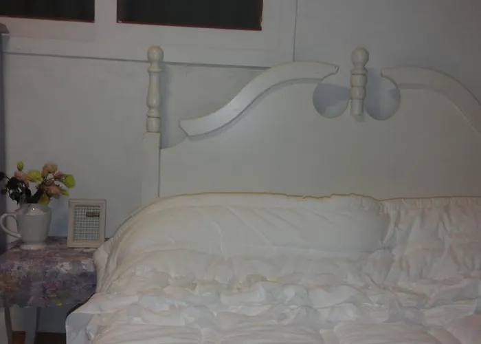 Bukhansan Yellow Hostal