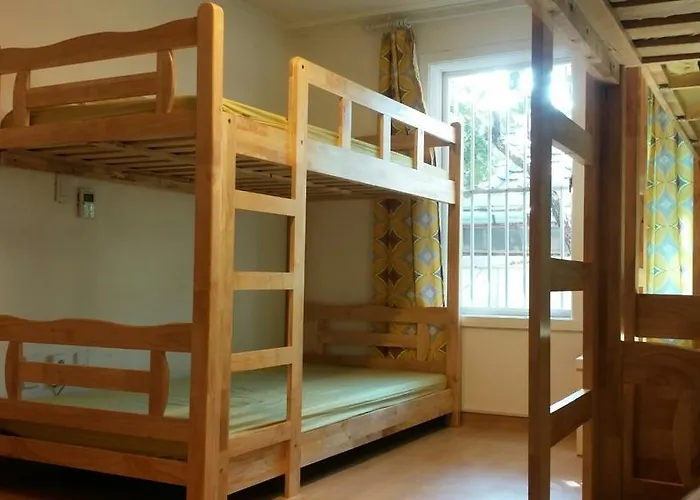 Hostal Bukhansan Yellow *